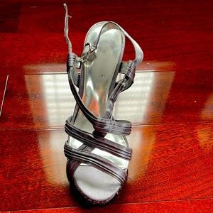 Women’s dressy silver shoes
